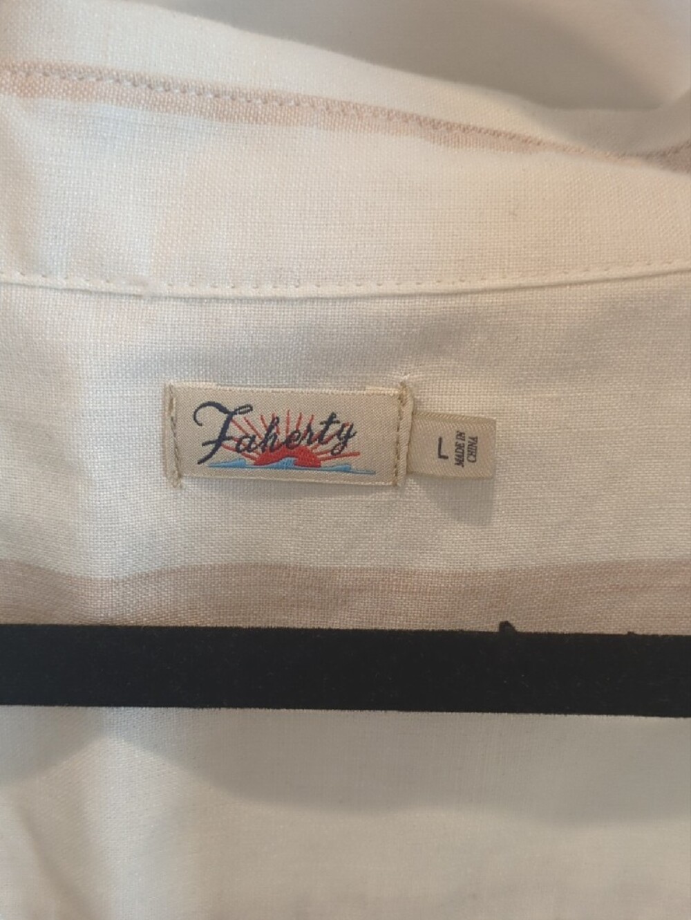 Coastal Minimalist Preppy Boho Faherty White Cream Stripe Linen Button Up Large - Picture 3 of 7